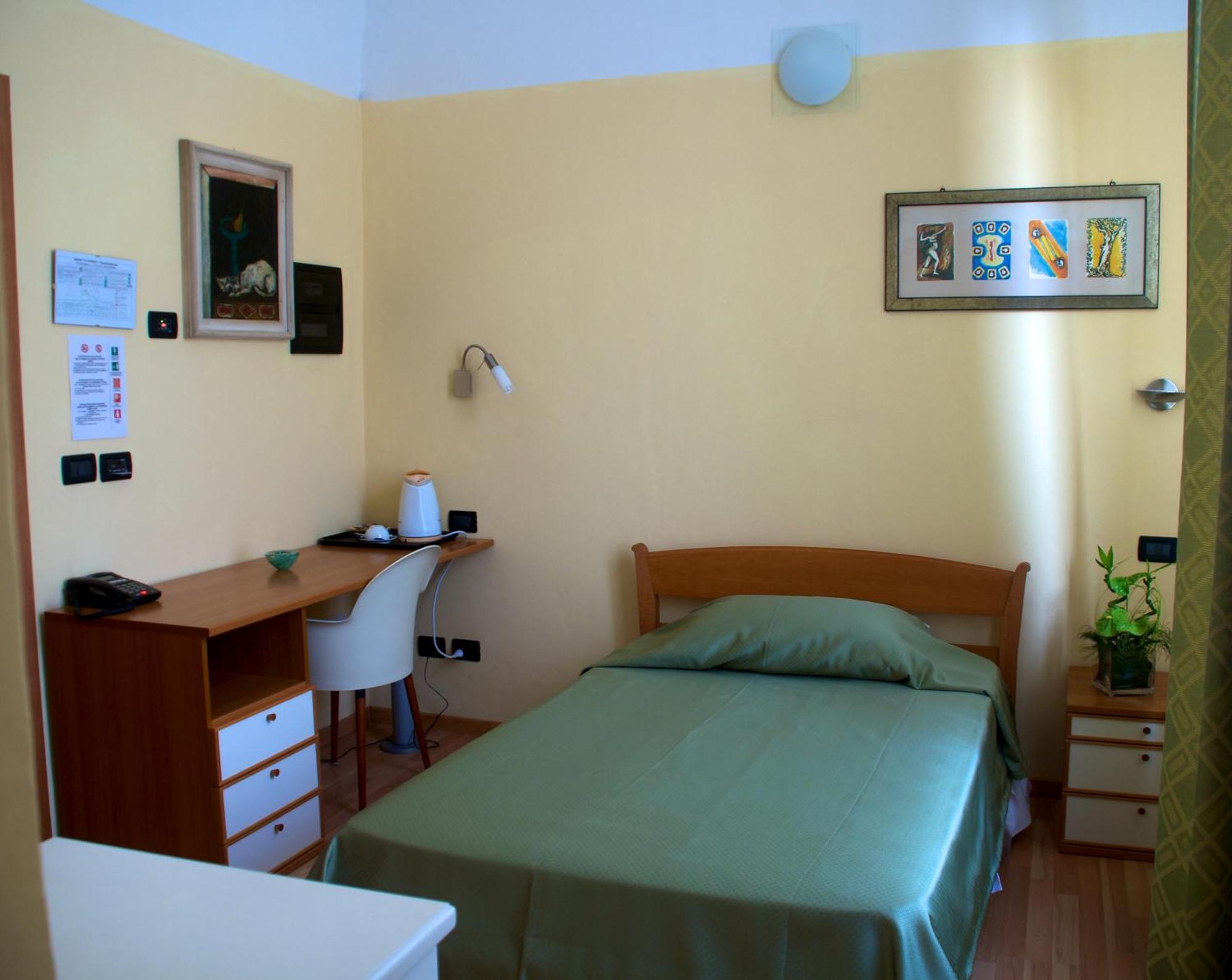 Hotel Il Convento à Trino Extérieur photo