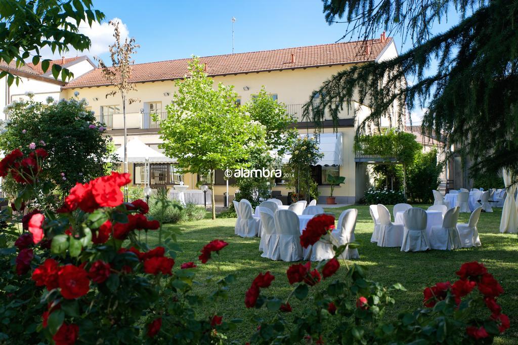 Hotel Il Convento à Trino Extérieur photo