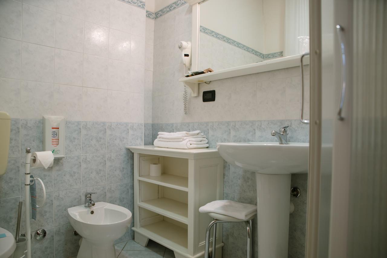 Hotel Il Convento à Trino Extérieur photo